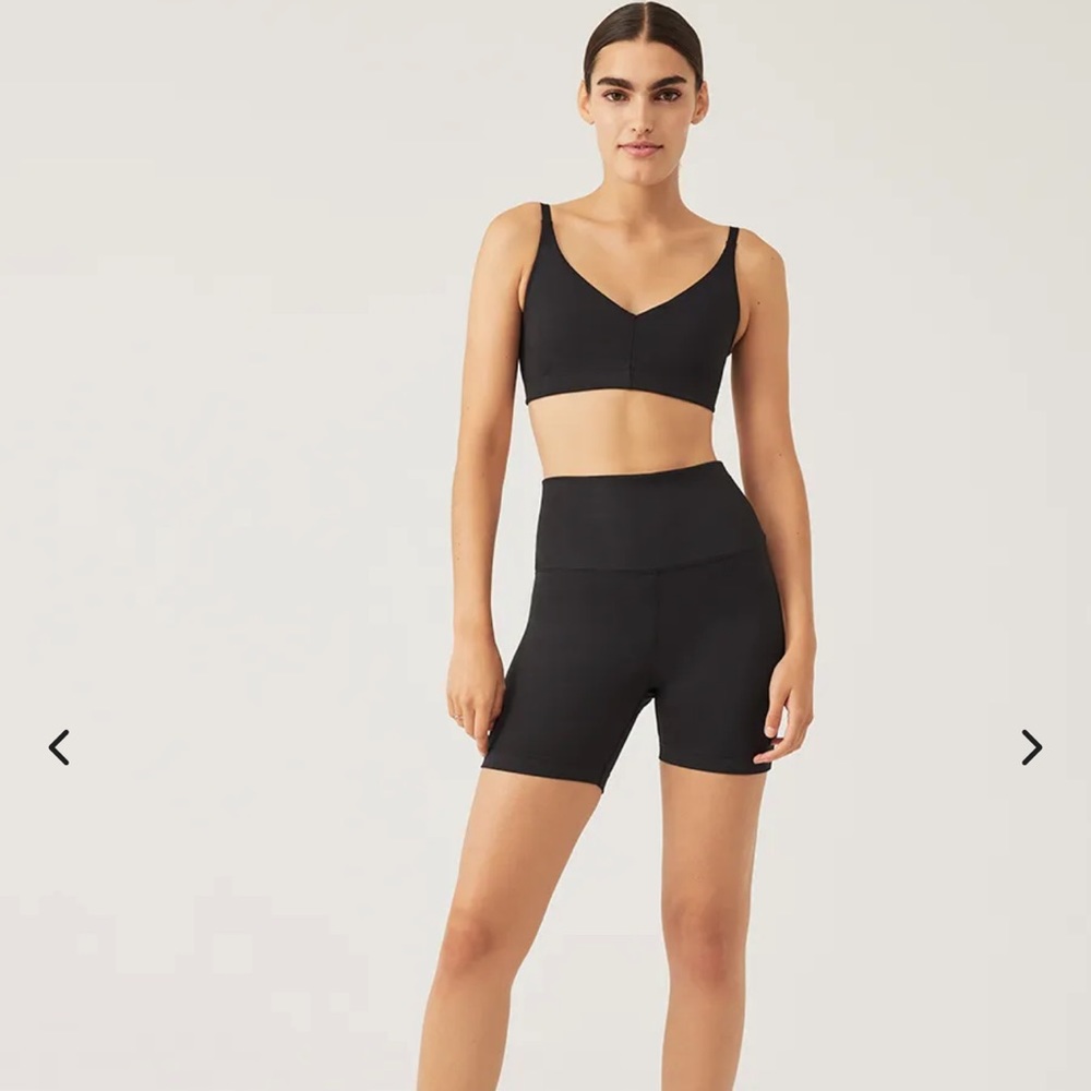 Outdoor Voices Freeform 5” Short NWT